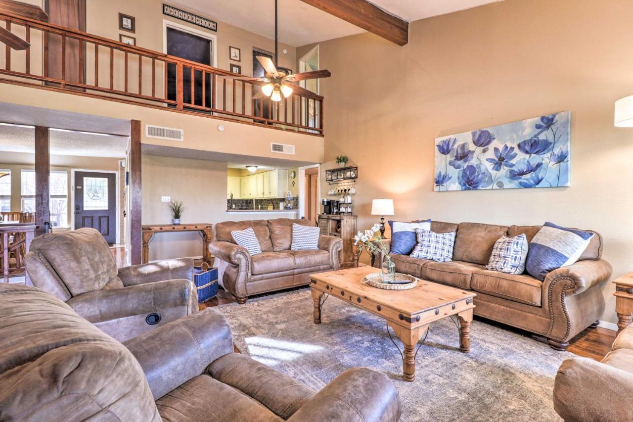 Lakefront Home With Point Venture Golf Access! Экстерьер фото