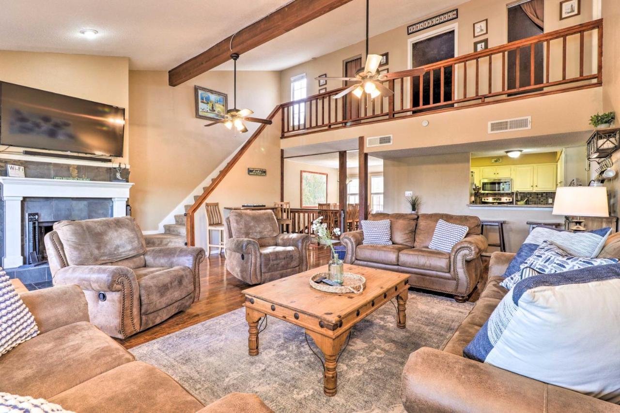 Lakefront Home With Point Venture Golf Access! Экстерьер фото